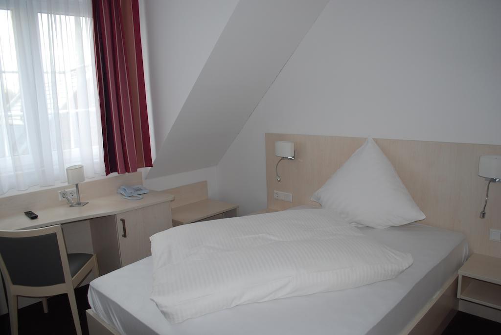 Hotel Lohmann Munique Quarto foto